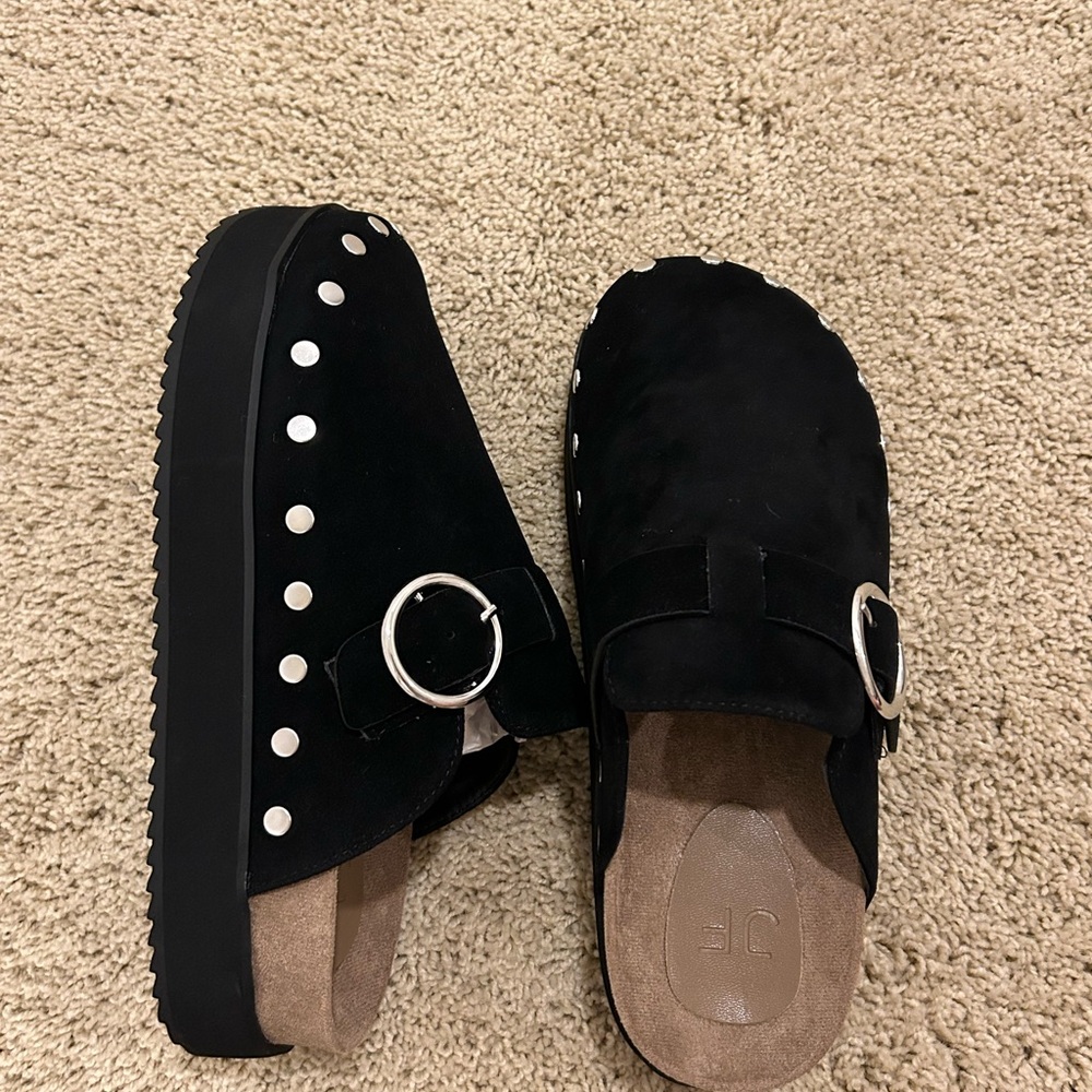 New Women's Black Studded Slip-On Shoes